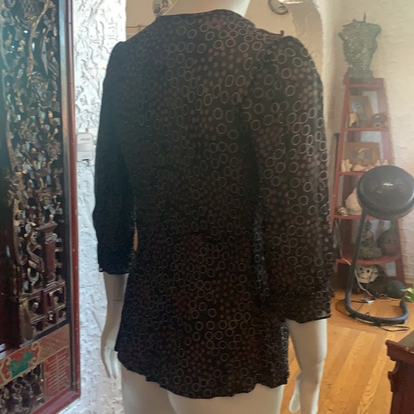 Boho blouse with ruffle collar and cuff detail - Picture 6 of 7